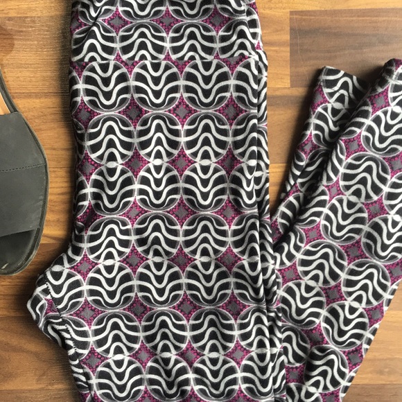 Lularoe purple, black,grey - OS Leggings - Picture 2 of 2